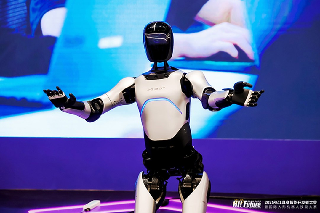 J9直营集团网站-500Hz实时运动流：艾利特如何打通物理AI“最后一公里”？